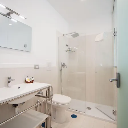 Eugenia E Donato 那不勒斯