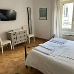 Eugenia E Donato Tatil Evi